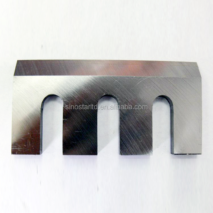 Wood chipper rotor knives for drum and brush chipper service